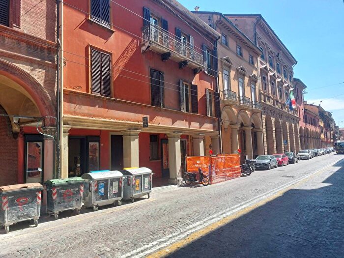 Appartamento monolocale in affitto in Via Santo Stefano, Santo Stefano, Bologna