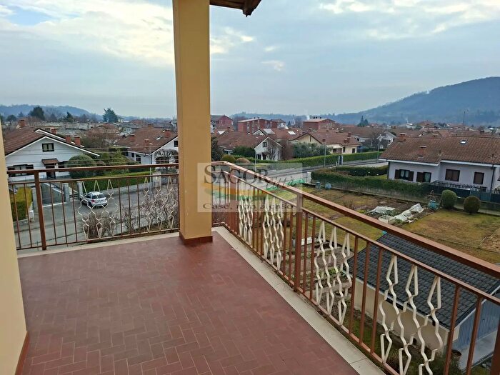 Appartamento trilocale in vendita in Luserna San Giovanni