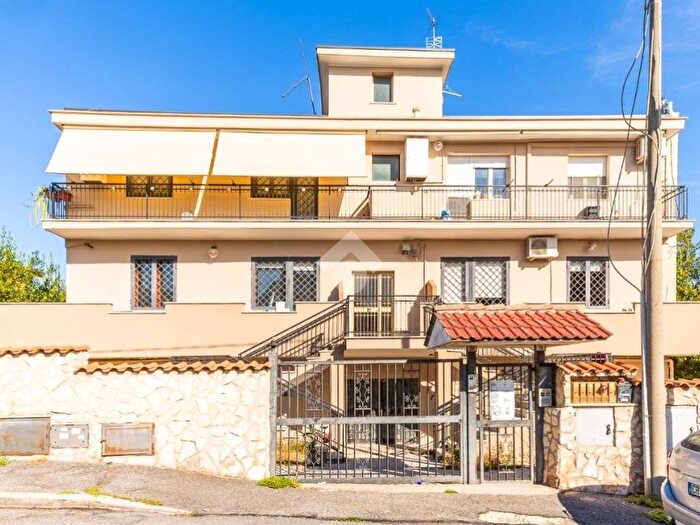 Appartamento bilocale in vendita in Via Roviano, Setteville Nord, Guidonia Montecelio