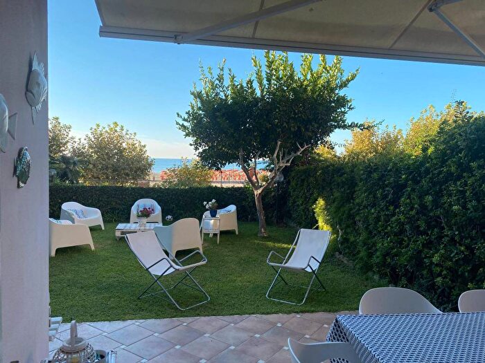Appartamento con 5 locali in affitto in Riviera Zanardelli, Centro Storico, Anzio