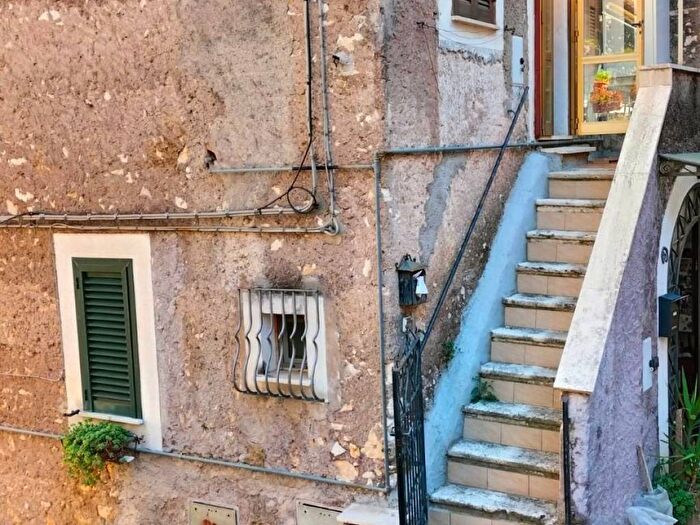 Appartamento bilocale in vendita in Via del Passeggio, Montecelio, Guidonia Montecelio