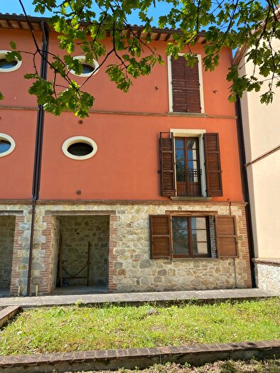Casa con 8 locali in vendita in Via Aia Marcucci, Pennabilli