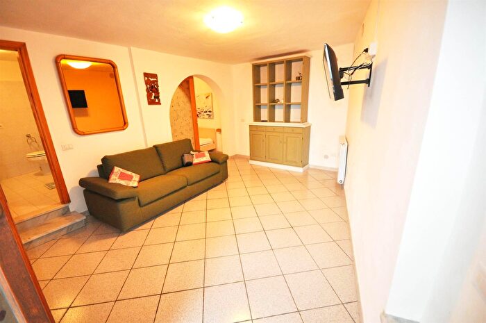 Appartamento trilocale in affitto in Via Canarbino, La Spezia