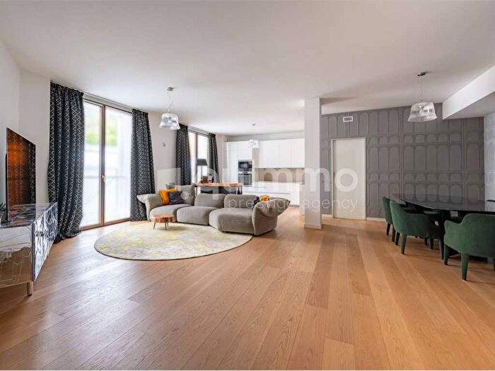 Appartamento quadrilocale in affitto in Via Gorani, Carrobbio, Milano