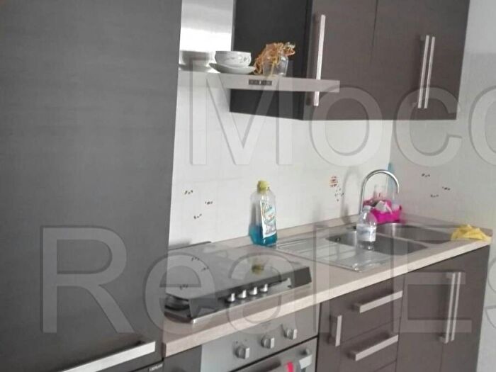 Appartamento trilocale in affitto in Via Roma, Ferrarecce Università, Caserta