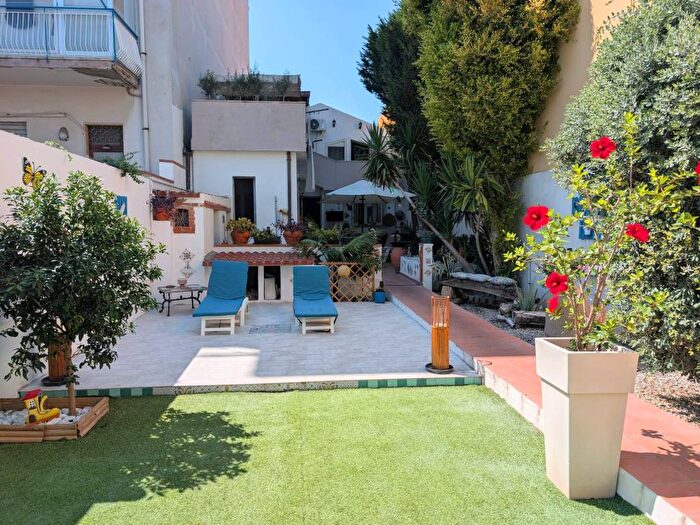 Casa con 6 locali in vendita in Contrada Acqueviole, Centro, Milazzo