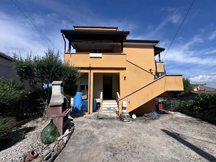 Appartamento con 6 locali in vendita in Ceccano