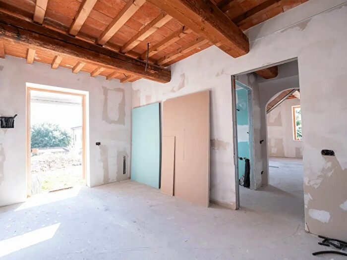 Casa quadrilocale in vendita in Via San Lorenzo, Signa
