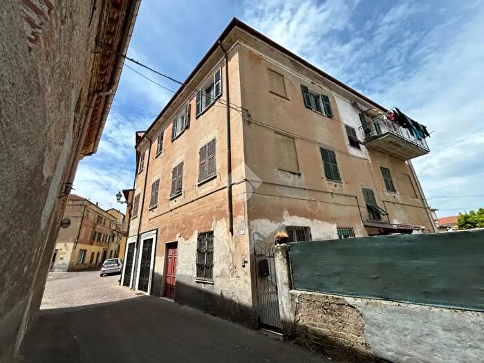 Appartamento quadrilocale in vendita in Via Carlo Ferrari, Stazzano