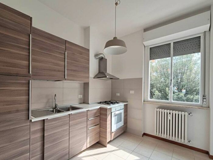 Appartamento trilocale in affitto in Via Luigi Michelazzi, Careggi Rifredi Dalmazia, Firenze