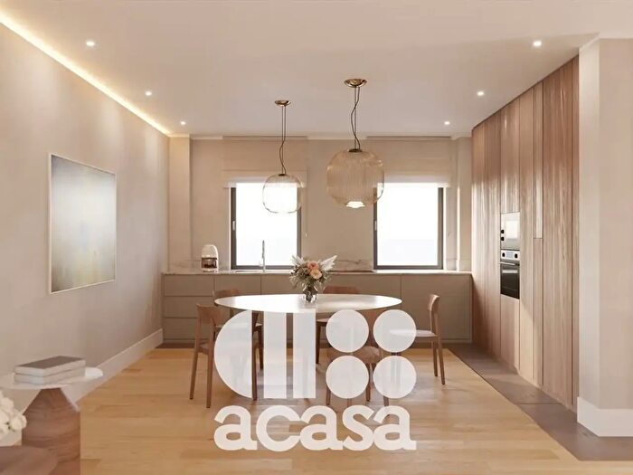 Appartamento con 6 locali in vendita in Via Mazzini, Cesenatico