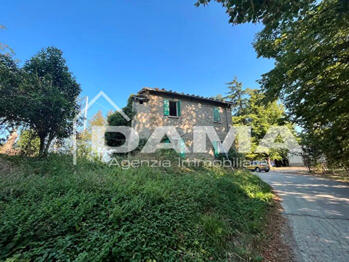 Casa trilocale in vendita in Porcentico, Predappio