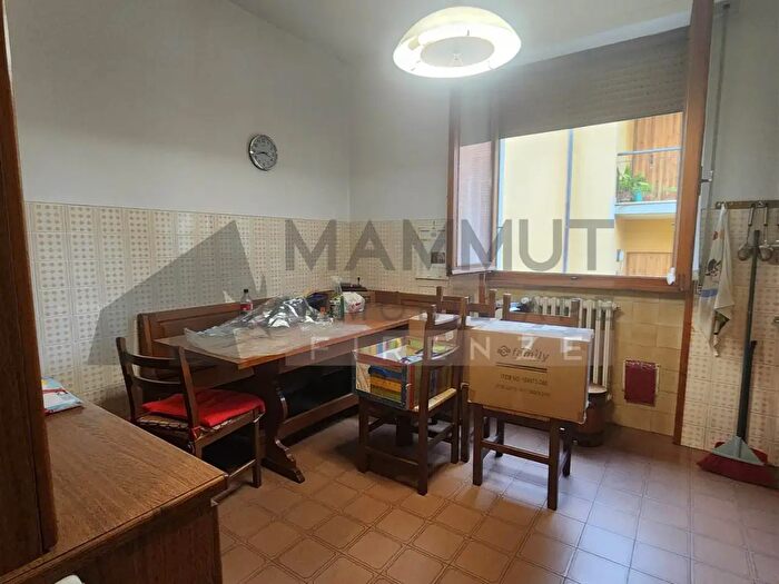 Appartamento quadrilocale in vendita in Scandicci