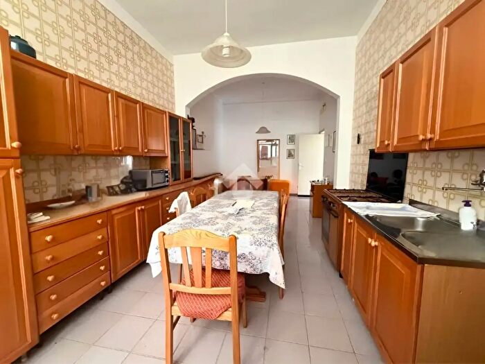 Appartamento quadrilocale in vendita in Via dei Mille, Nardo'