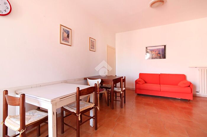 Appartamento trilocale in vendita in Via Antoniotto Usodimare, Fermo