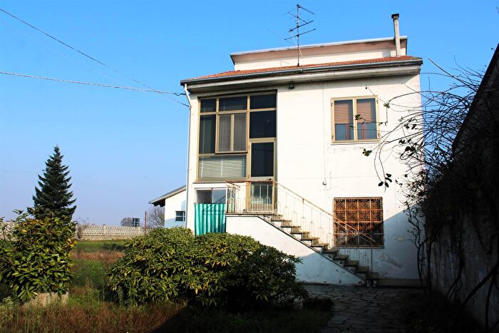 Casa quadrilocale in vendita in Via, Rive