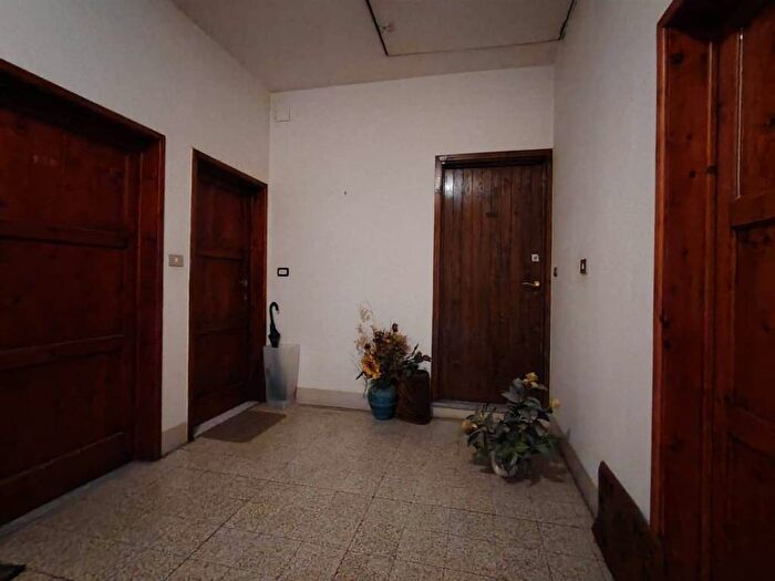 Appartamento trilocale in vendita in Barile Spazzavento, Pistoia