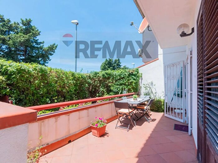 Casa con 5 locali in affitto in Piazza Castelforte, Palermo
