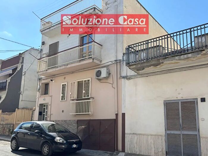 Appartamento trilocale in vendita in Via Martiri di Barletta, Canosa Di Puglia