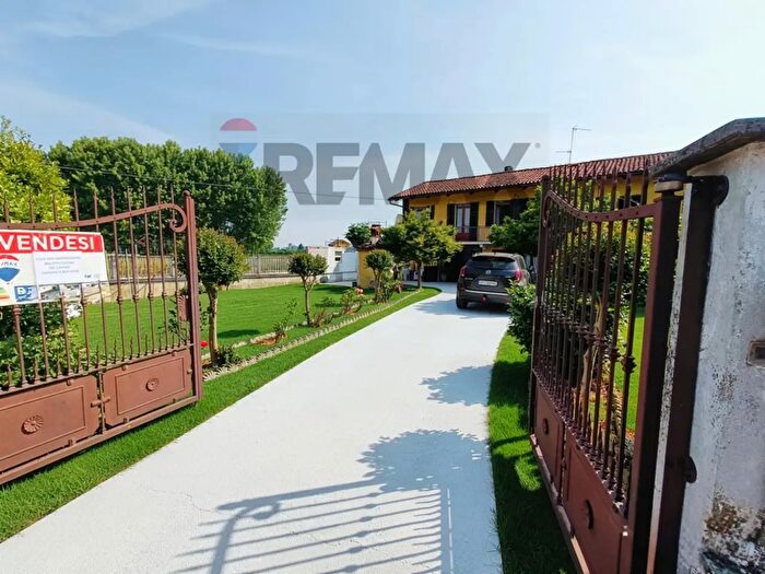 Casa con 5 locali in vendita in Via Montenero, Virle Piemonte
