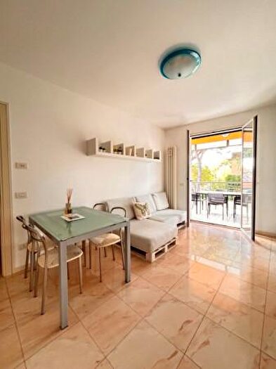 Appartamento trilocale in affitto in Viale Damiano Chiesa, Riccione