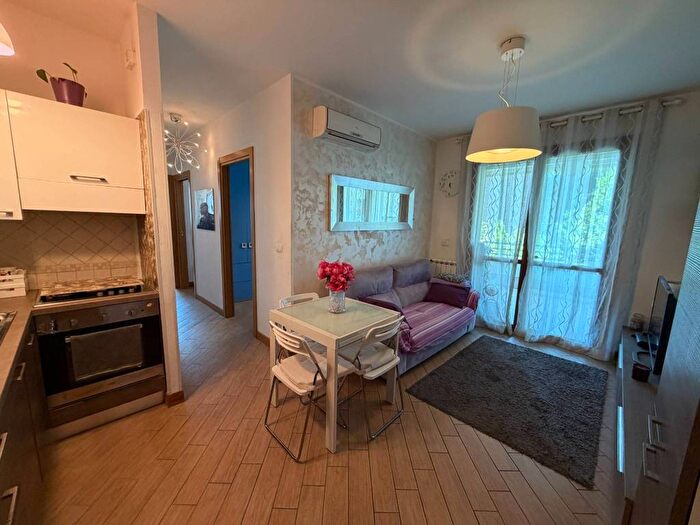 Appartamento trilocale in affitto in Via Sant'Antonio di Padova, Settebagni, Roma