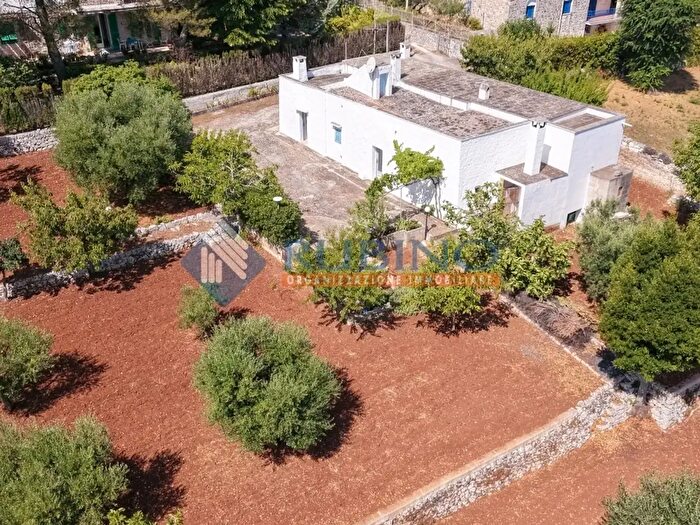 Casa quadrilocale in vendita in Viale del Minareto, Fasano