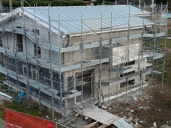 Casa quadrilocale in vendita in Ravenna