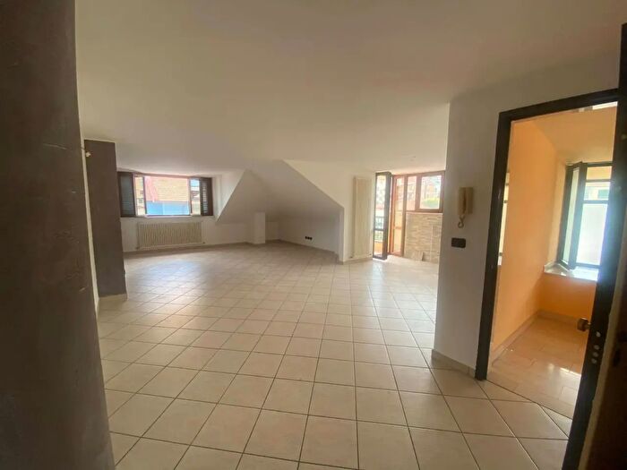 Appartamento con 8 locali in vendita in Corso Mazzini, San Benedetto Del Tronto