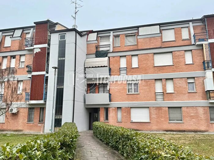 Appartamento trilocale in vendita in Via Daniele Fontana, Reggio Emilia