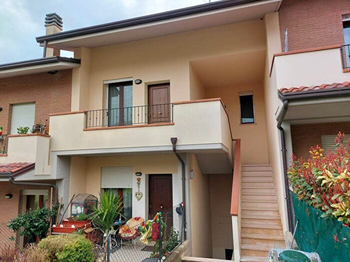 Casa trilocale in affitto in Strada del Piano, Tavullia