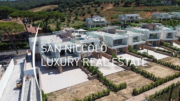 Appartamento trilocale in vendita in Scarlino