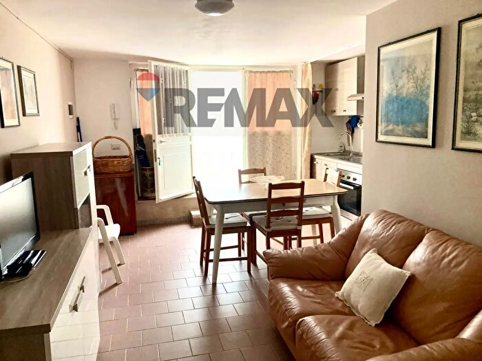 Appartamento bilocale in affitto in Via Paolo Totire, Turi
