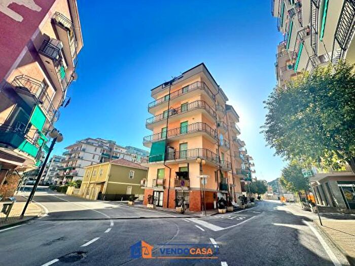 Appartamento bilocale in vendita in Via Ponti, Borghetto Santo Spirito