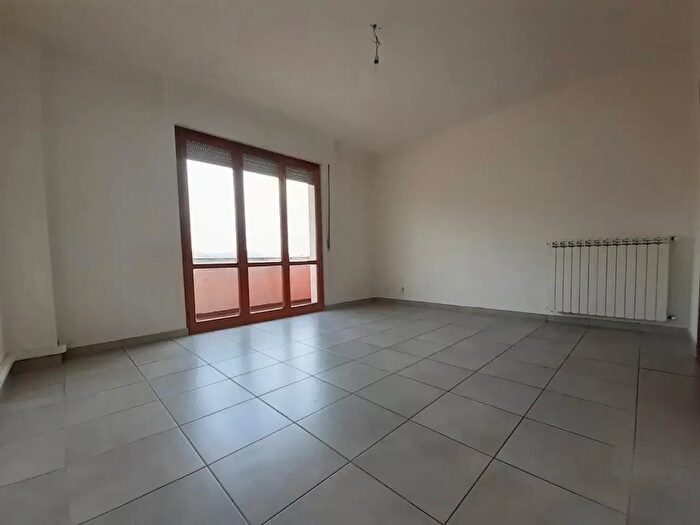 Appartamento con 5 locali in vendita in Pontedera