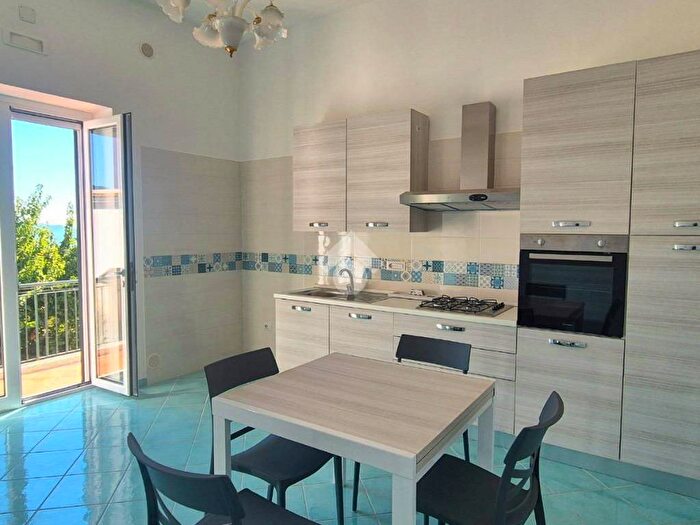 Appartamento bilocale in affitto in Via iaconti, Dragonea, Vietri sul Mare