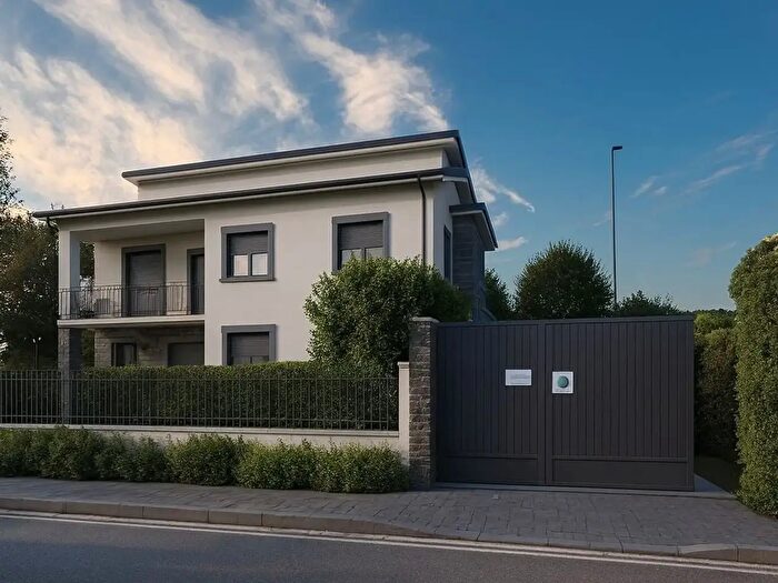 Appartamento quadrilocale in vendita in Monza