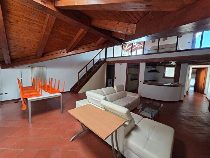 Casa quadrilocale in affitto in Centro, Thiene