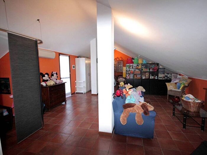 Appartamento bilocale in affitto in Via Marco dAgrate, Corvetto, Milano