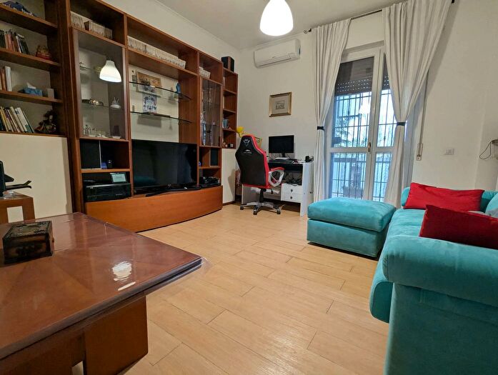 Appartamento trilocale in vendita in Viale Monte Grappa, Vaprio DAdda