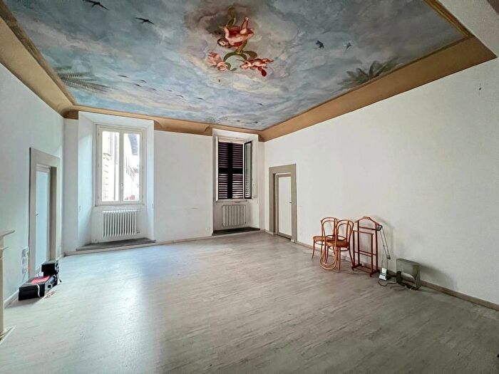 Appartamento quadrilocale in affitto in Piazza Santo Spirito, Santo Spirito, Firenze