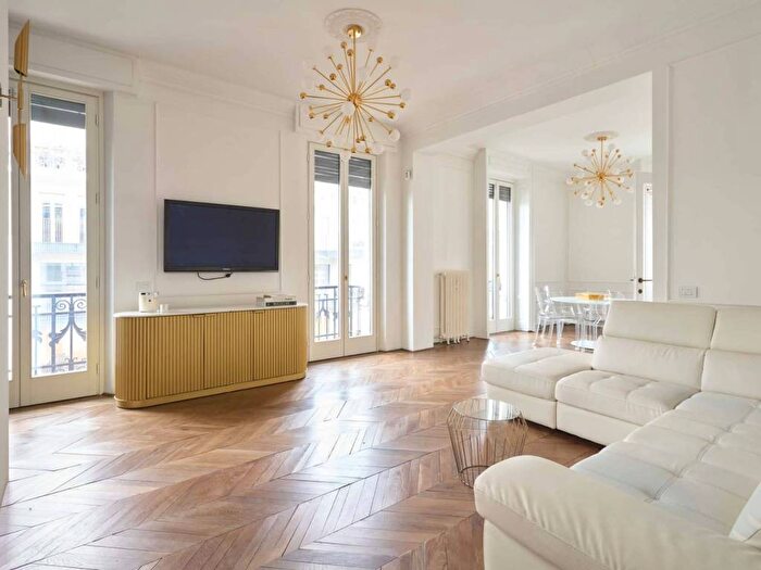 Appartamento bilocale in affitto in Via Edmondo de Amicis, SantAmbrogio, Milano