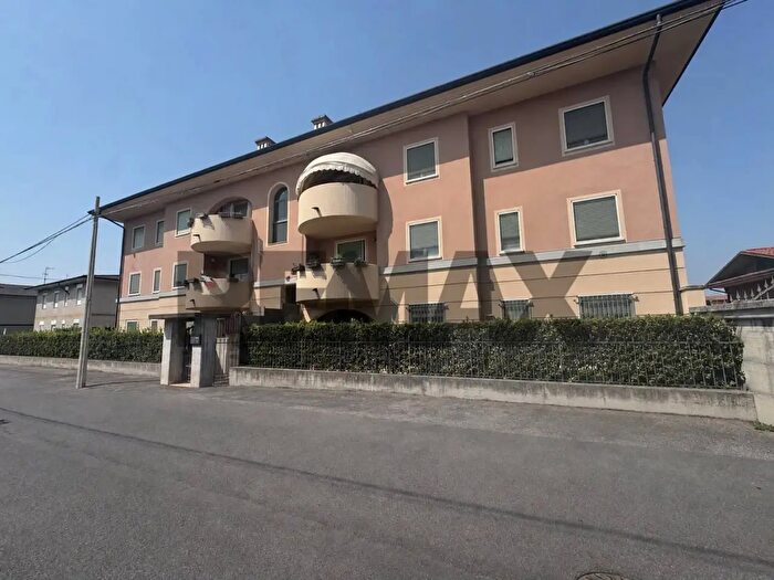 Appartamento bilocale in vendita in Via Manzoni E, Travagliato