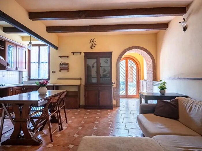 Appartamento monolocale in vendita in Corte Rustichello, Vicopisano