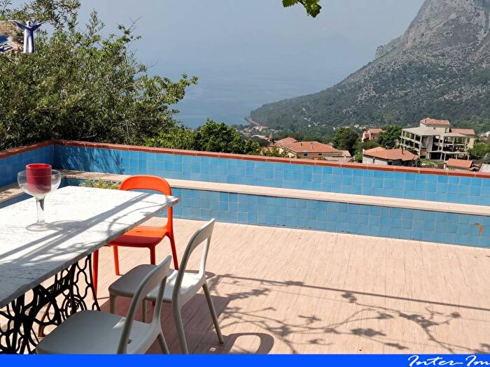 Appartamento quadrilocale in affitto in Via Alessandro Mandarini, Centro, Maratea