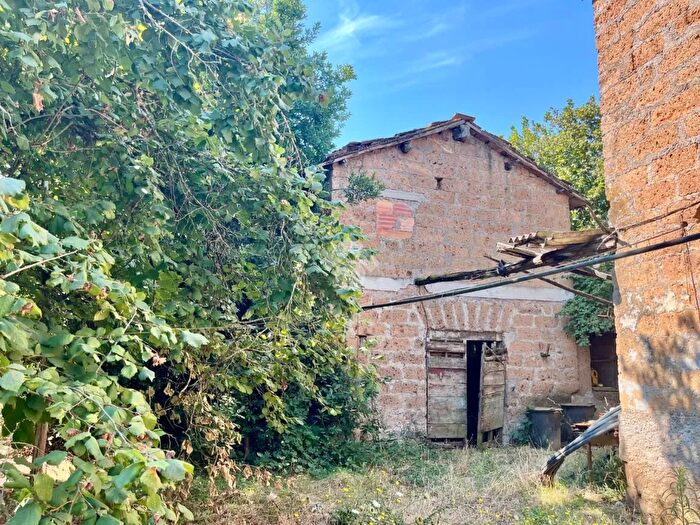 Casa trilocale in vendita in Contrada Pantane, Soriano Nel Cimino