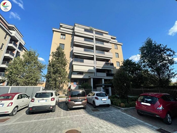 Appartamento trilocale in affitto in Centro, Magenta