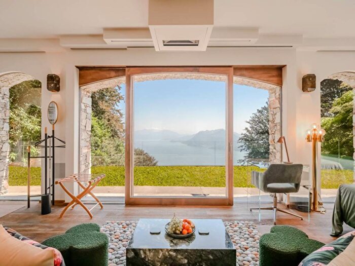 Casa bilocale in affitto in Via Alpinia, Alpino, Stresa