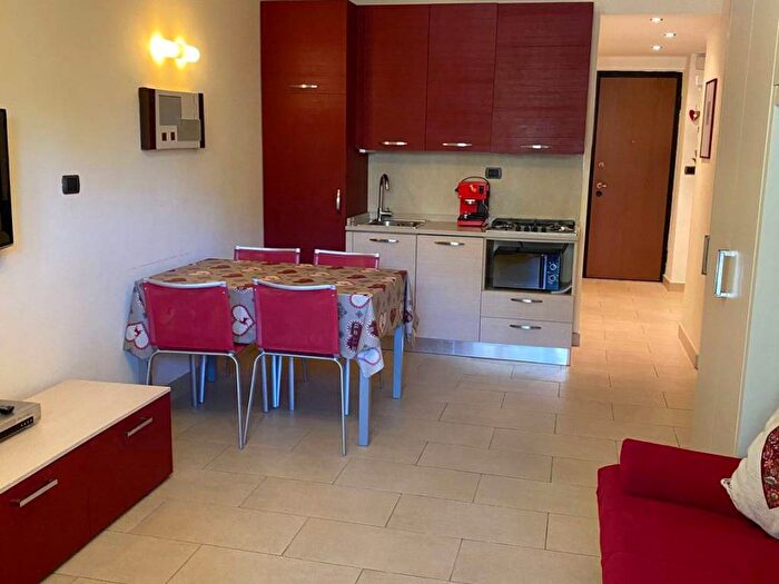 Appartamento bilocale in affitto in Via Giuseppe Francesco Medail, Centro, Bardonecchia