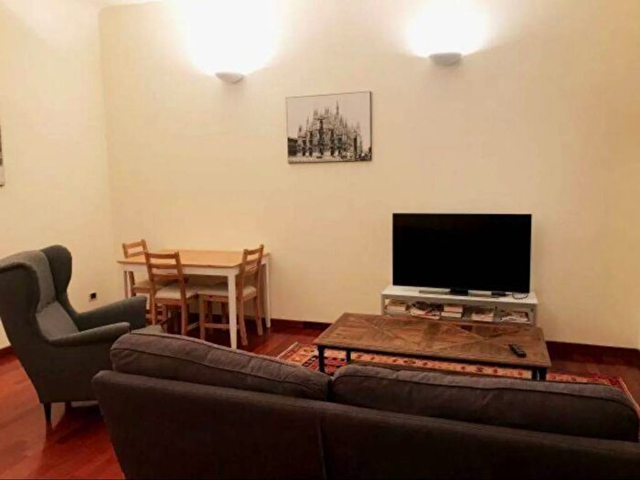 Appartamento trilocale in affitto in Viale Piave, Porta Venezia, Milano